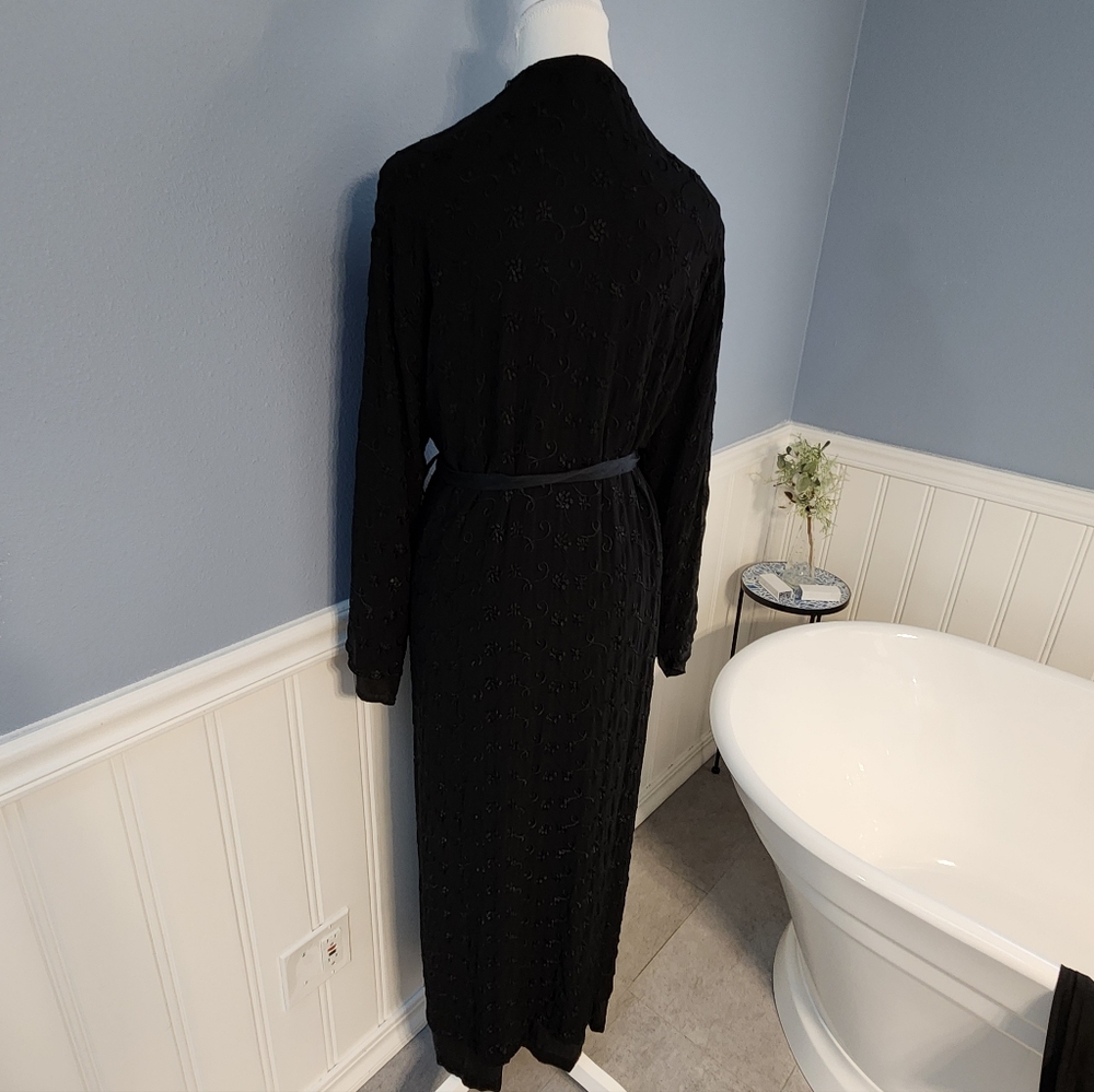 Mary Green Silk Robe - Picture 4 of 9